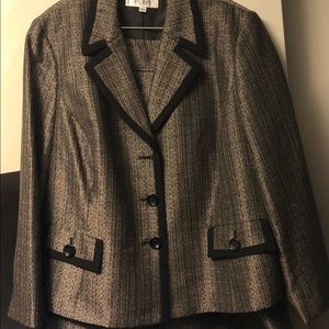 Suit, size 20, like new, worn once